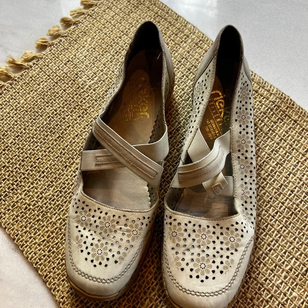 Rieker Antistress Floral Cutout Mary‎ Jane Comfort Shoes - EU 42 - US 10.5